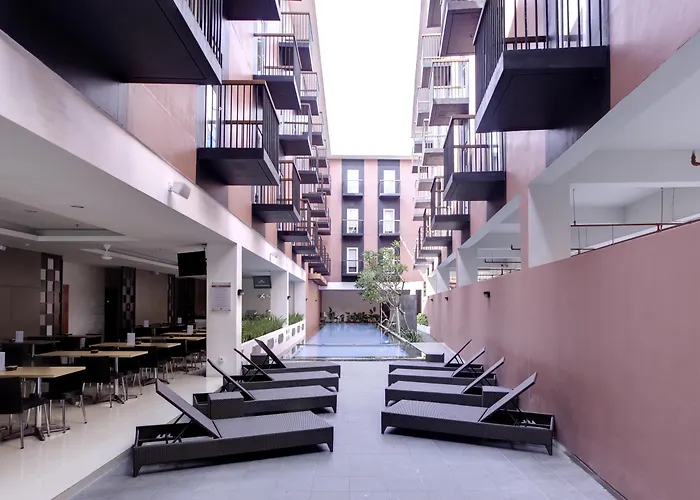 Amaris Pratama Hotel