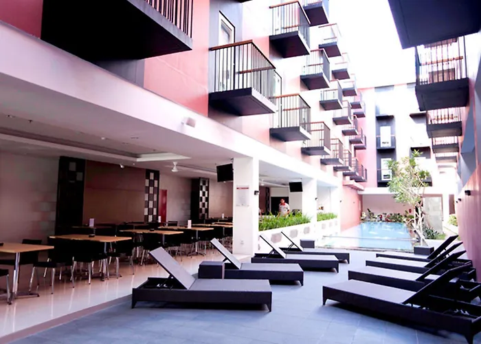 Amaris Pratama Hotel 2*