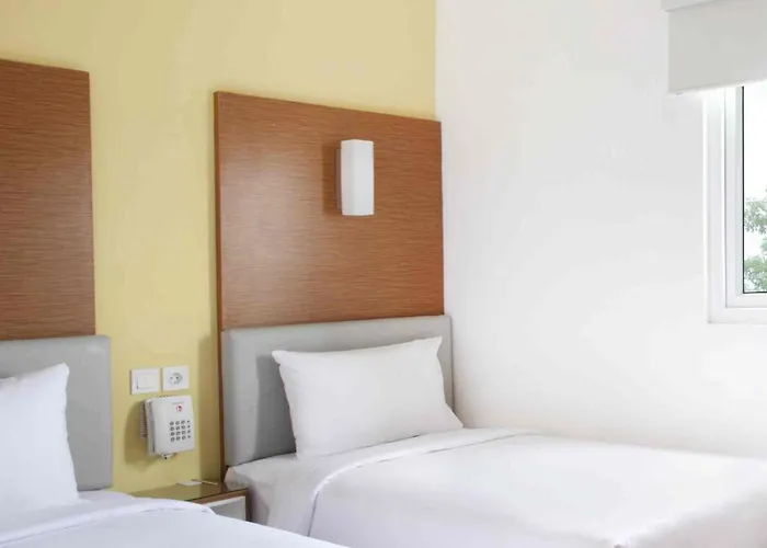 Amaris Pratama Hotel 2*